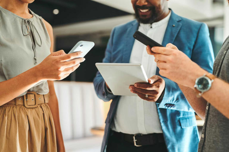 Stay safe on public Wi-Fi with these cybersecurity tips (MSN)