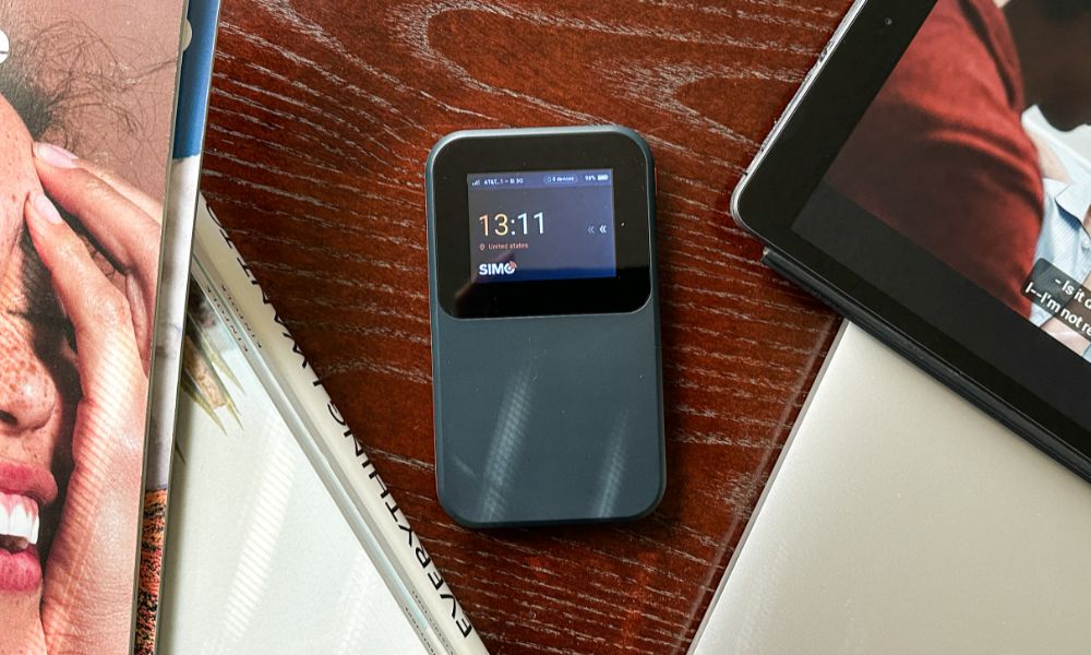 Work Trip + Leisure Trip: The Rise of ‘Bleisure’ And What It Means for Staying Connected