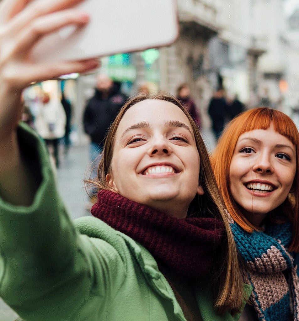 Take Selfies Anywhere with Solis Hotspot