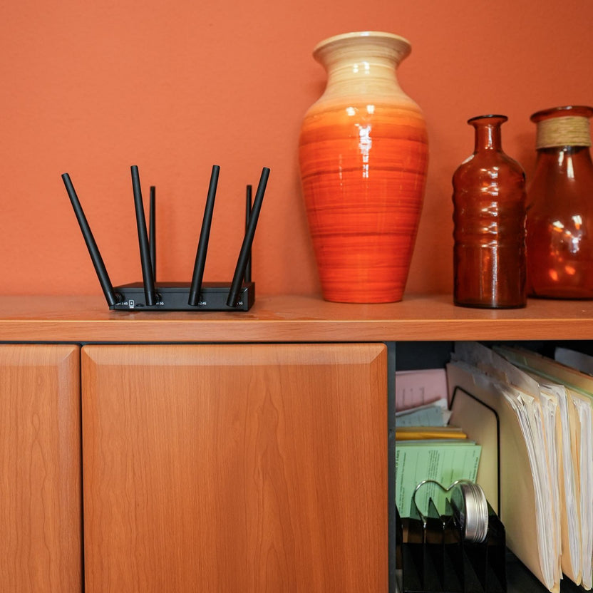 Solis Hub 4G LTE Router | Primary or Backup Wi-Fi | SIMO