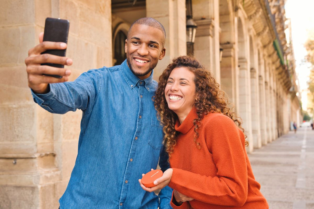 Couple Using Solis Hotspot and Data
